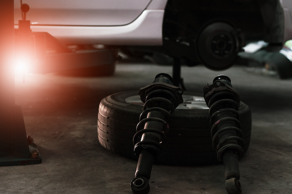 Top Signs of Worn Shocks and Struts